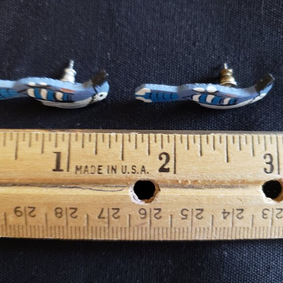 Vintage  Leather Painted Bird Earrings from Canada - Picture 5 of 7